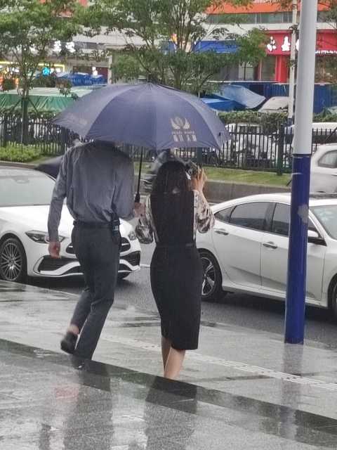 撑伞5.jpg